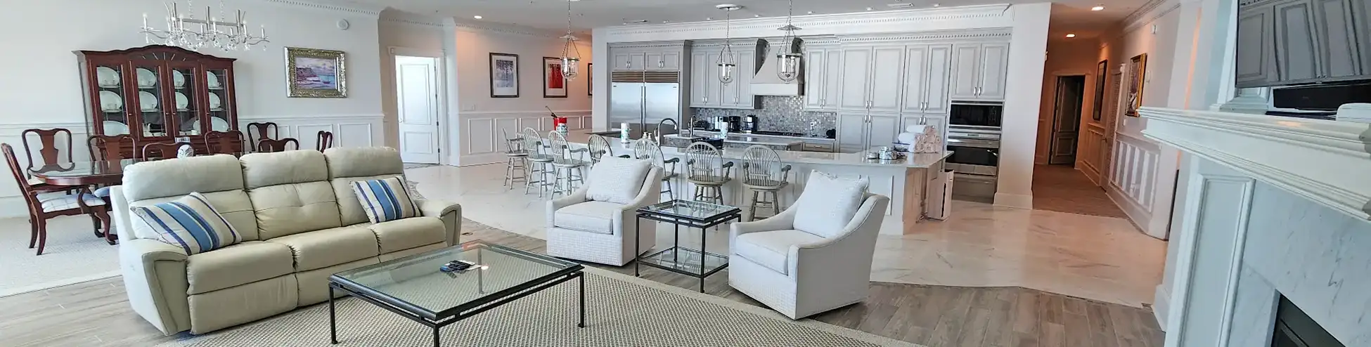 Turquoise - Living Room